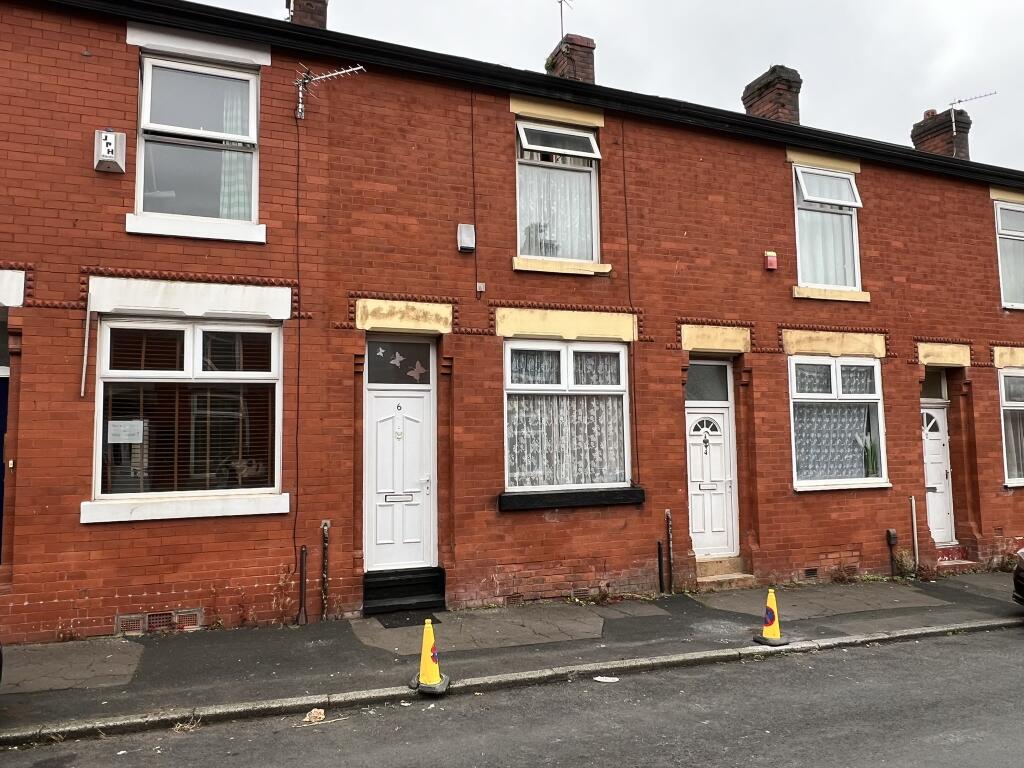 6 Radnor Street