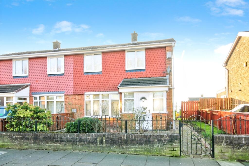 98 Carnforth Gardens