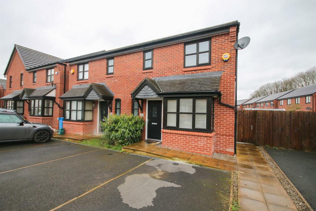 14 Handyside Close