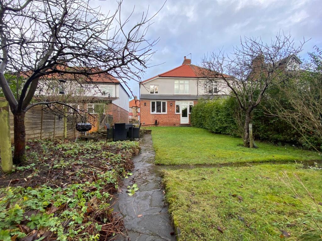 7 Ellam Avenue