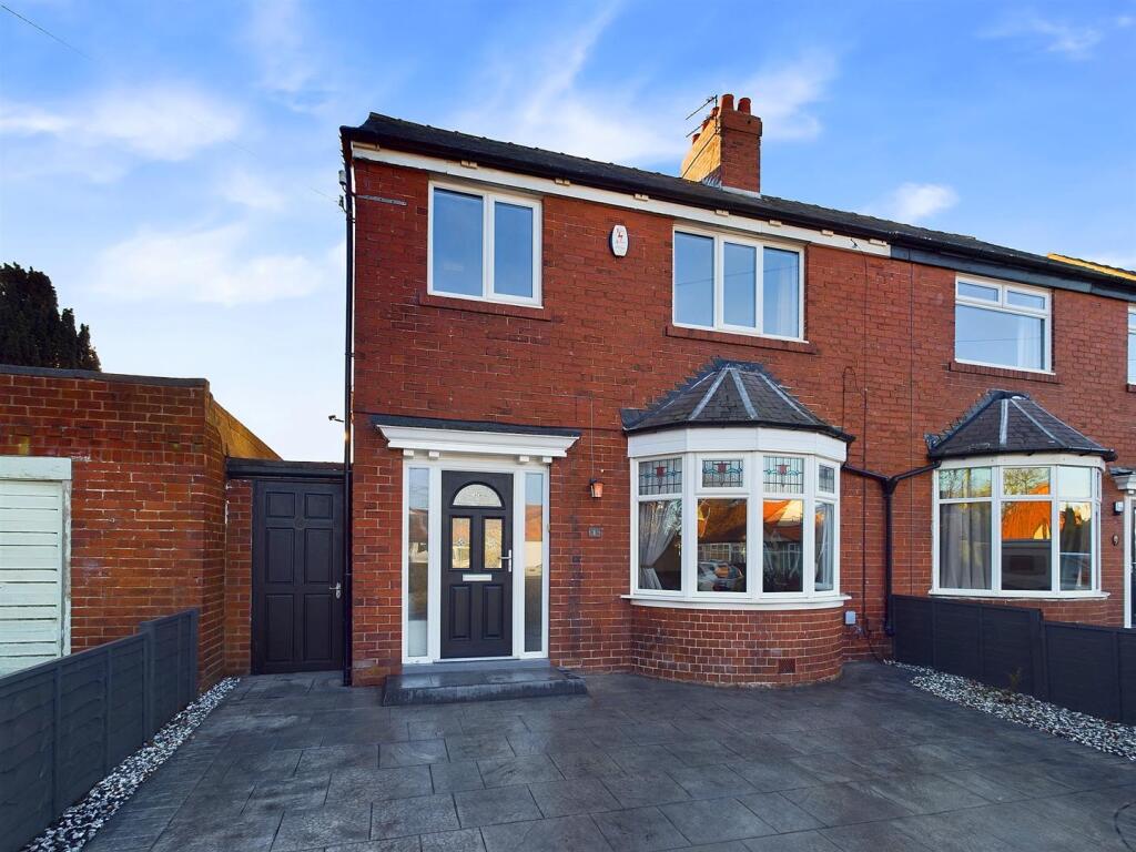 1 Oakland Road