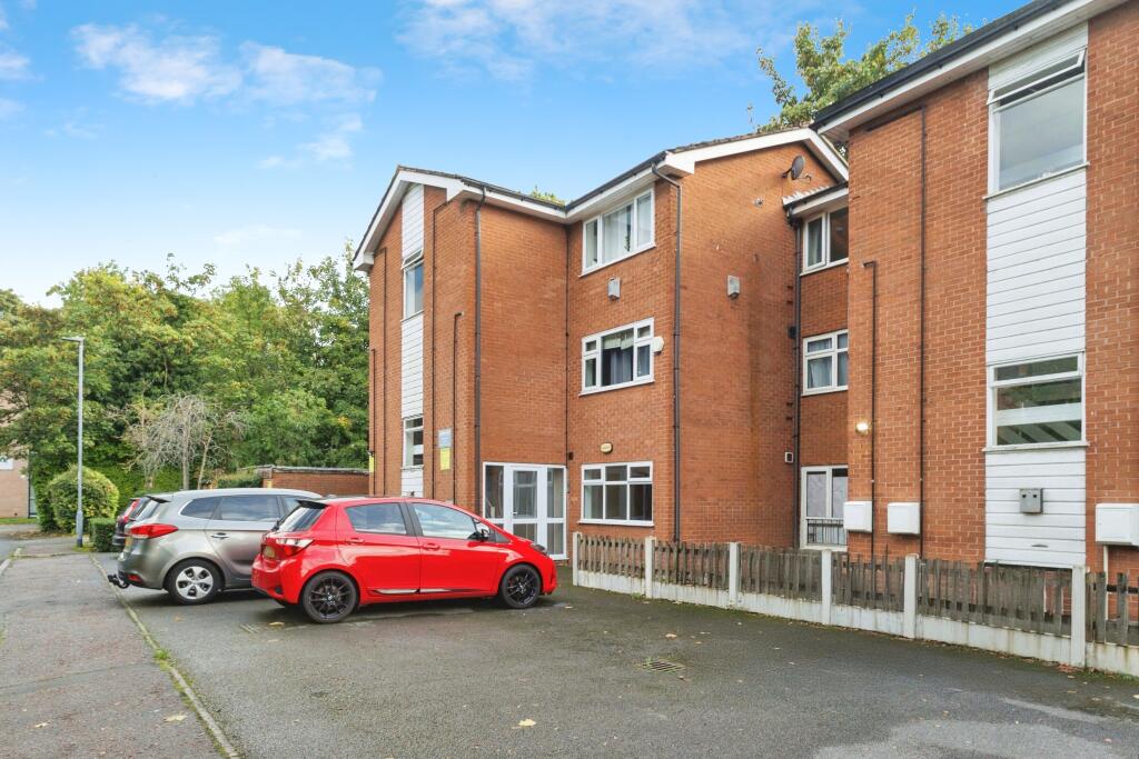 Everett Court, Aldborough Close