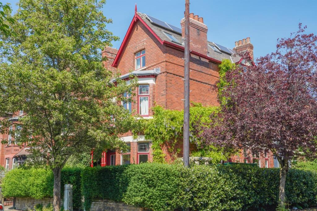 31 Corkland Road