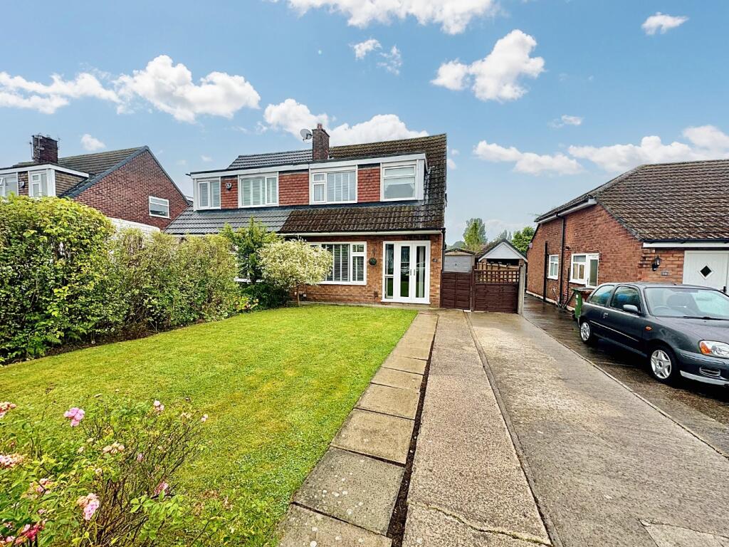 12 Lynton Drive