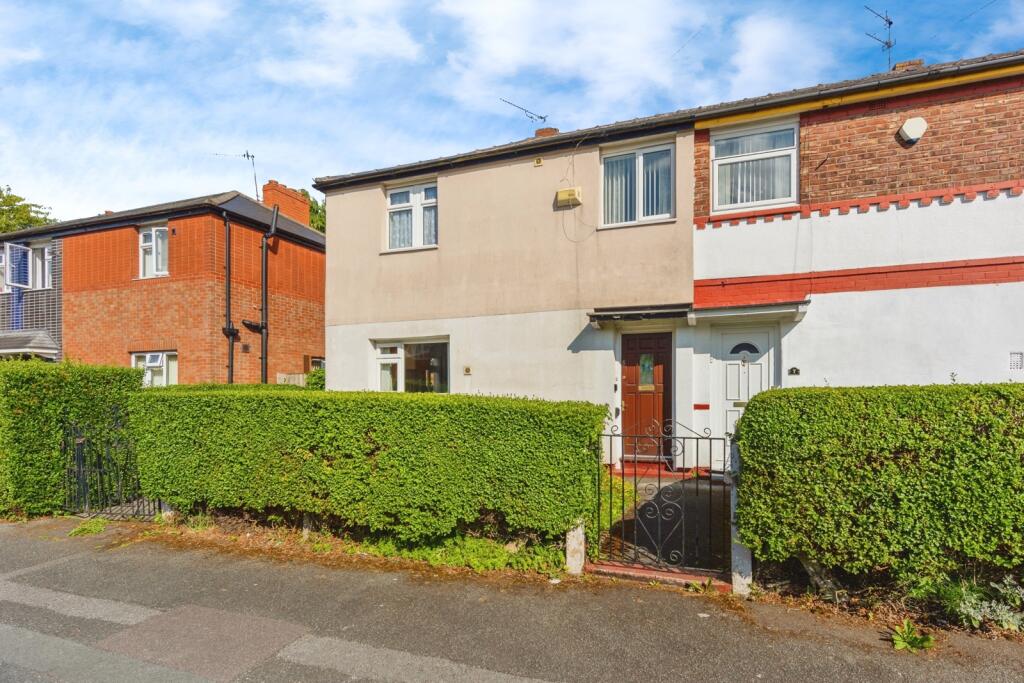 6 Lynmouth Avenue