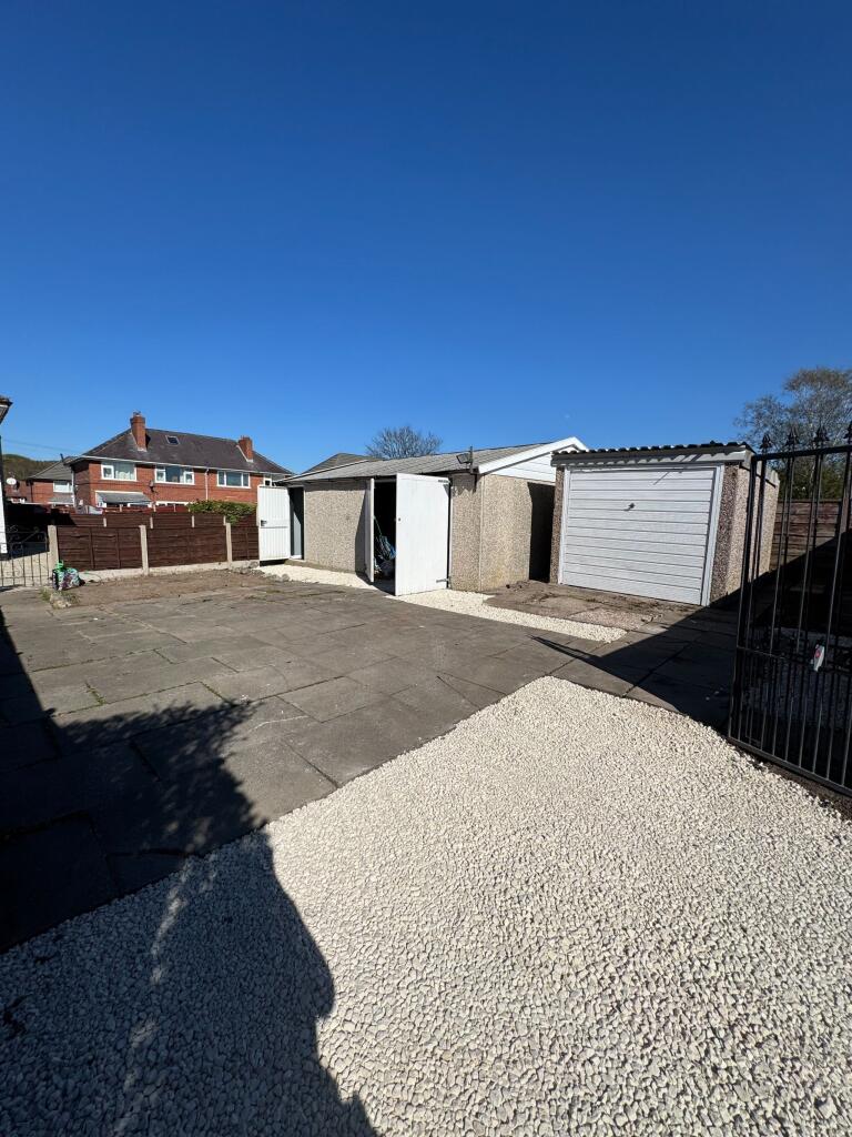 39 Brinkshaw Avenue