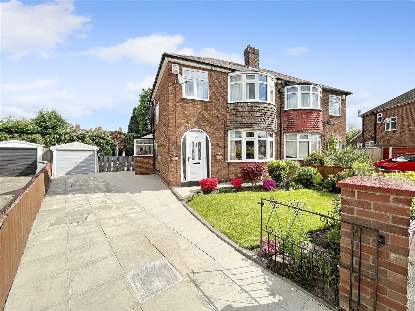 49 Okehampton Crescent