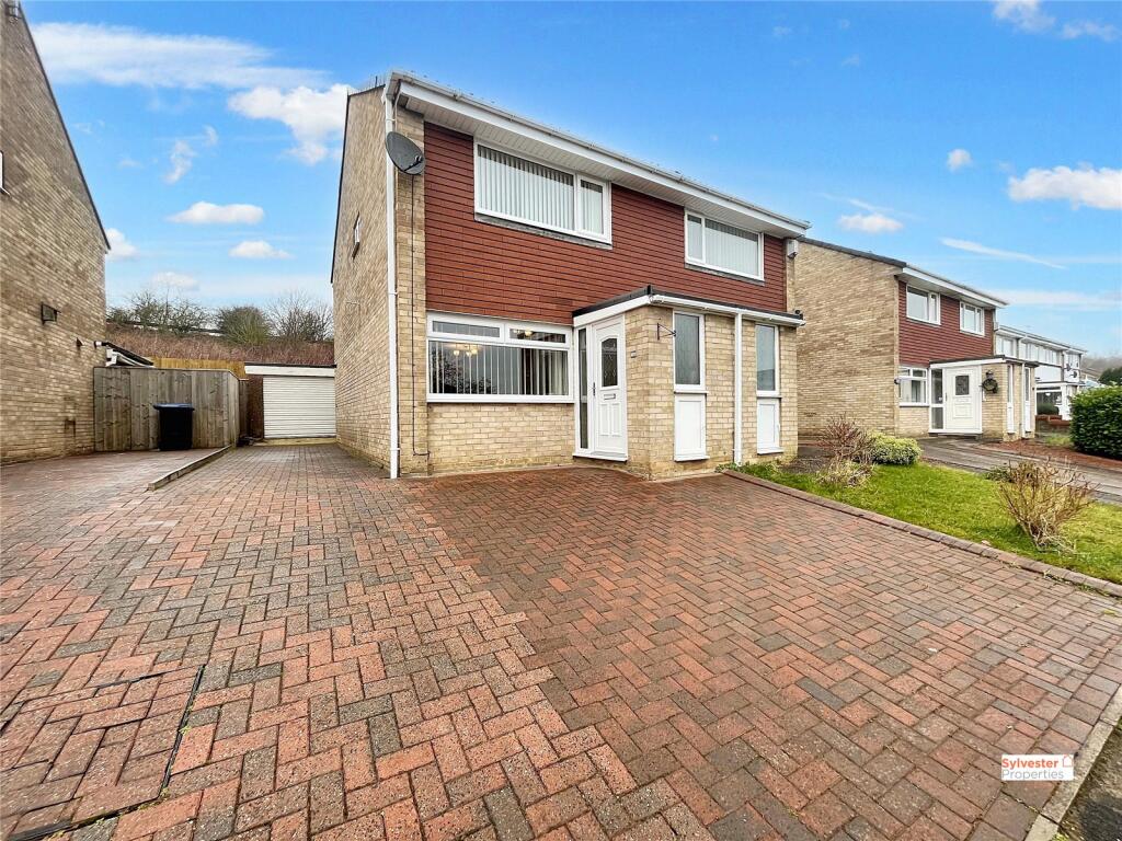 102 Thorntons Close