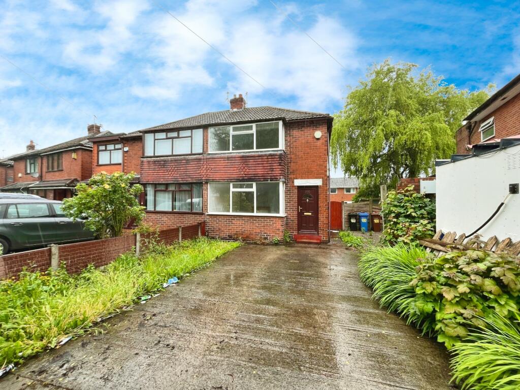 100 Longford Road West