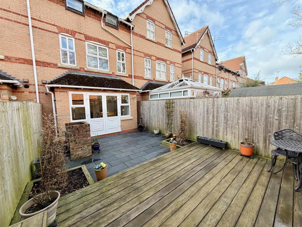 12 Dunmaston Avenue