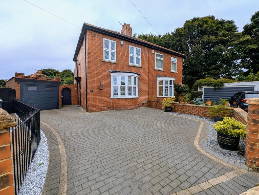 16 Chester Gardens