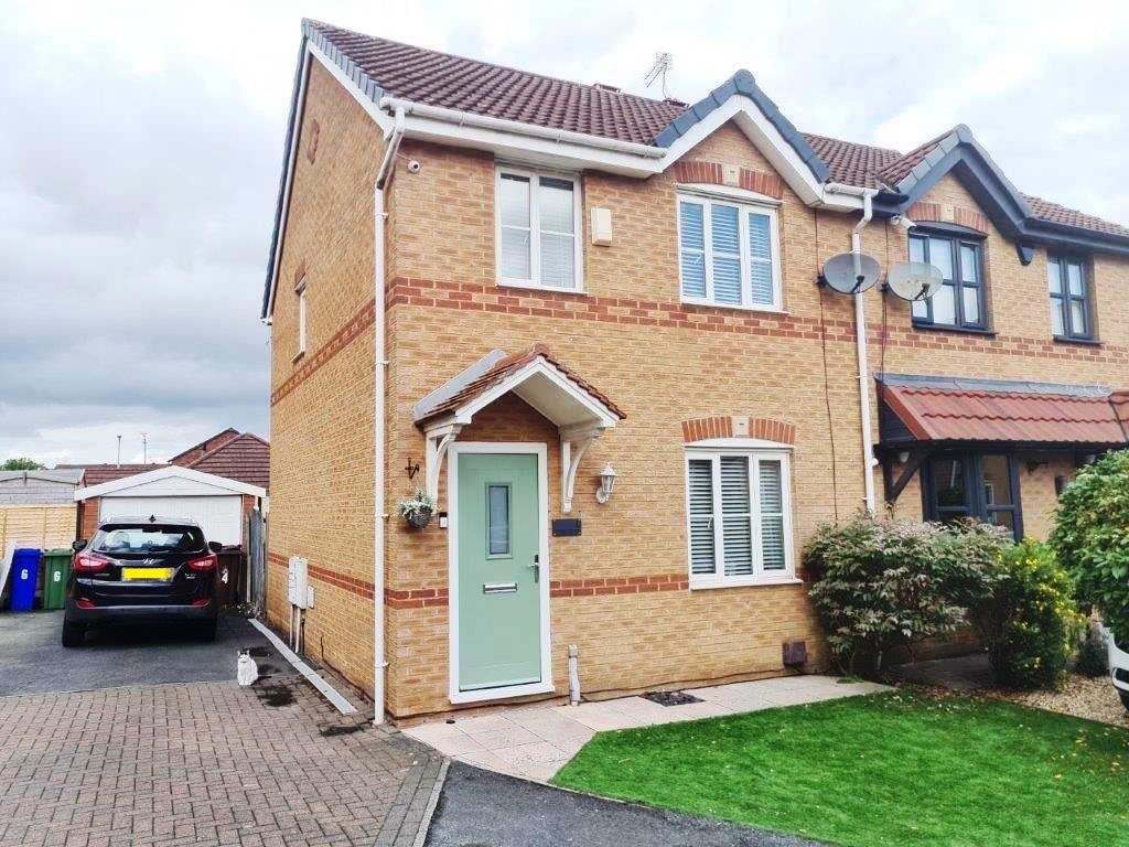 6 Lees Park Way