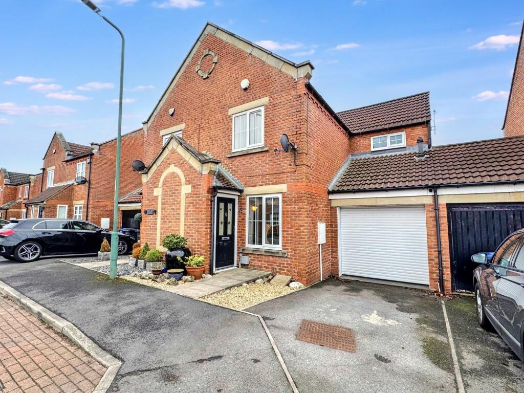 24 Lawson Court