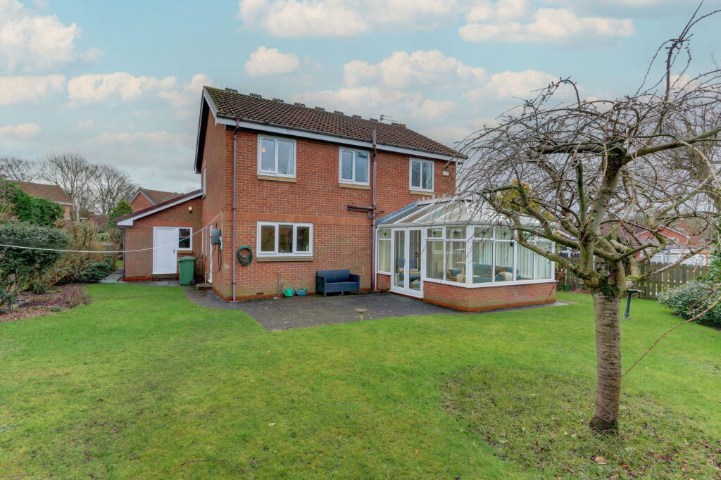 34 Dunstanburgh Close
