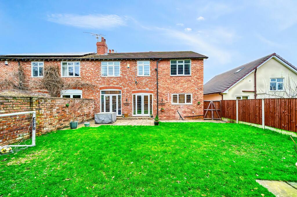 7 Brookdale Road