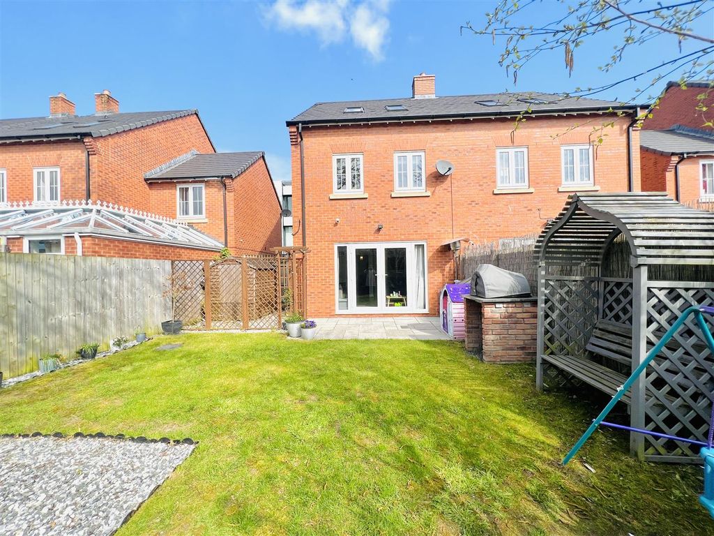 45 Woodfield Road