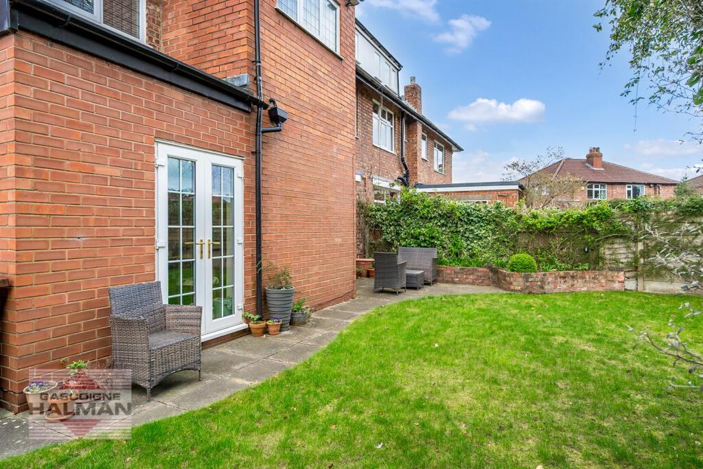 2 Cranleigh Drive