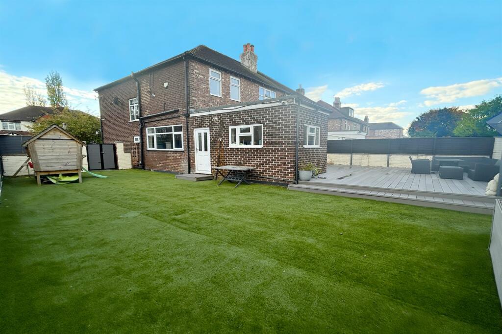 10 Nevill Road