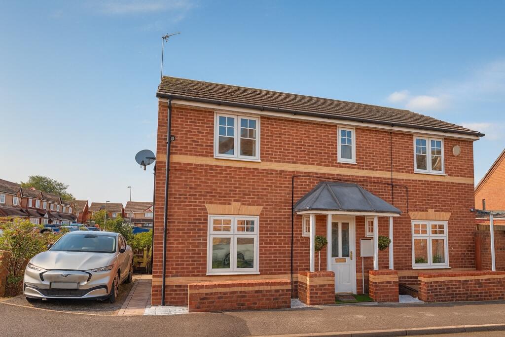 24 Lowbrook Avenue