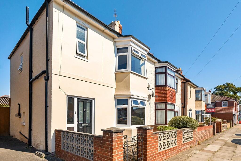 25 Heathcote Road