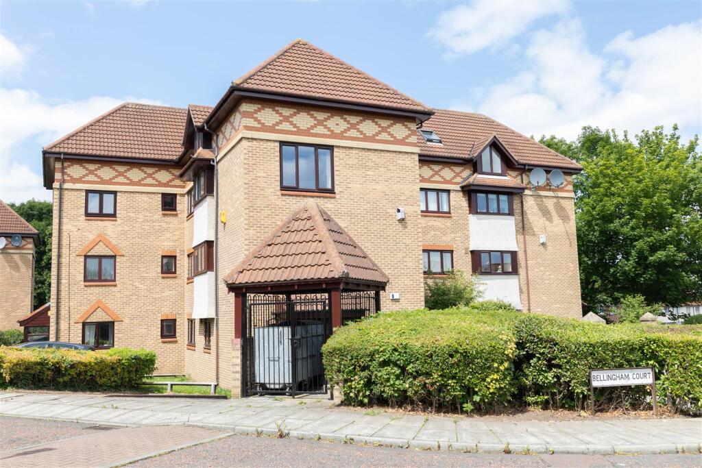 6 Bellingham Court