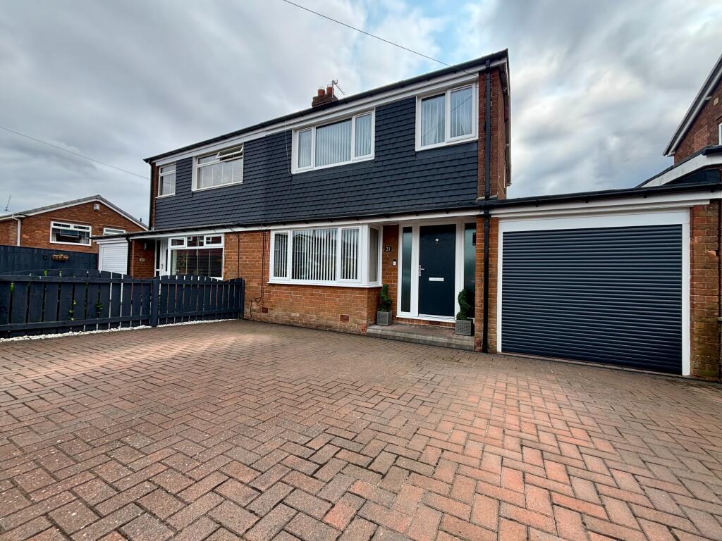 21 Flexbury Gardens