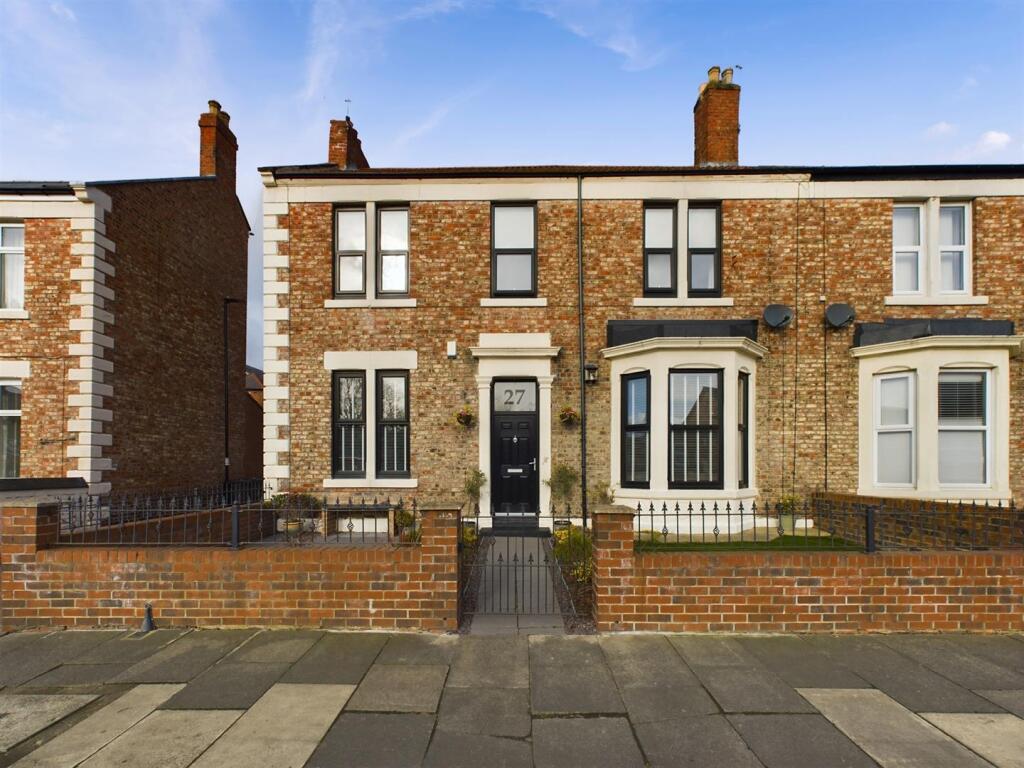 27 Lovaine Place