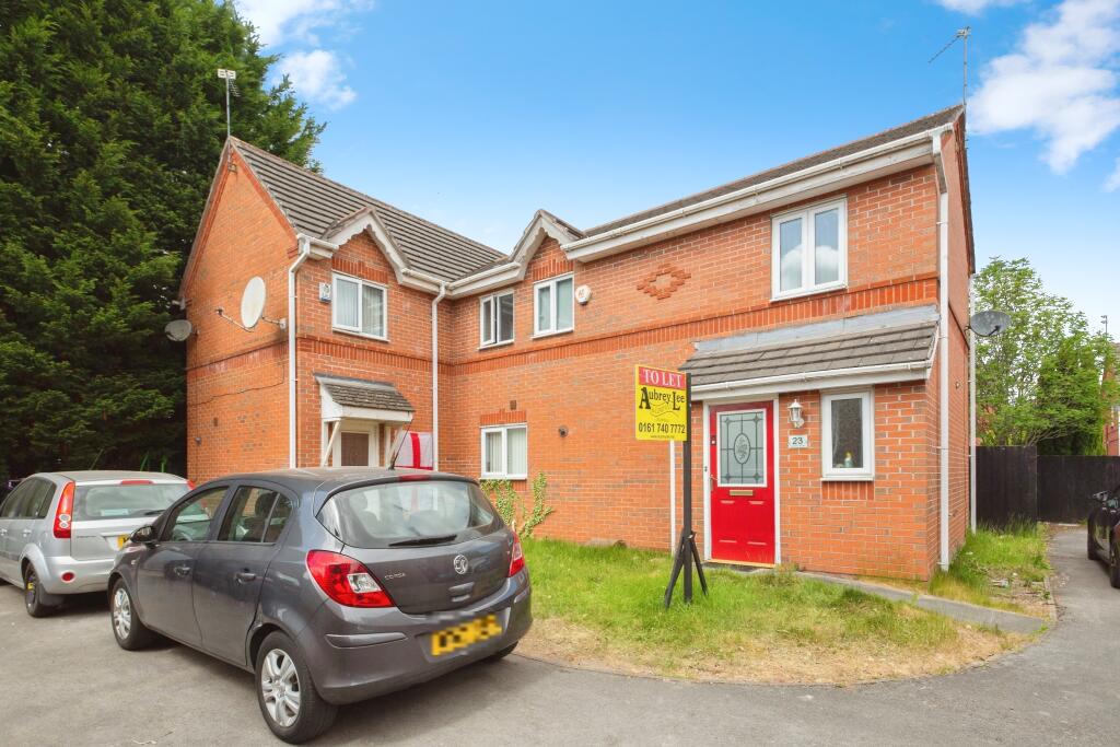 23 Oakshaw Close