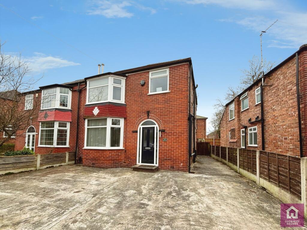 4 Lees Hall Crescent