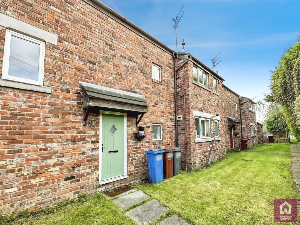 838 Burnage Lane