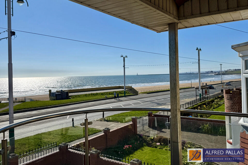17 Whitburn Bents Road