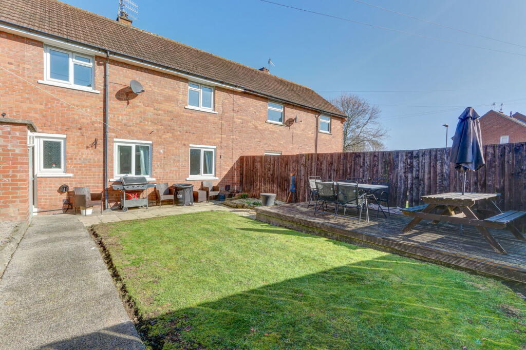 45 Castle Meadows