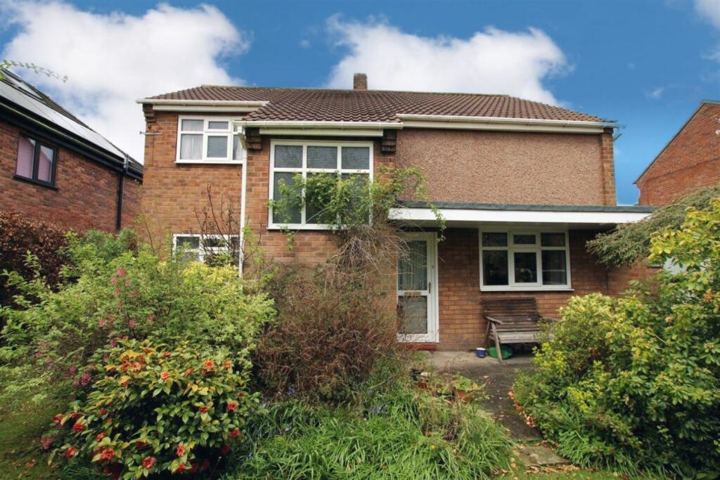 15 Weygates Drive
