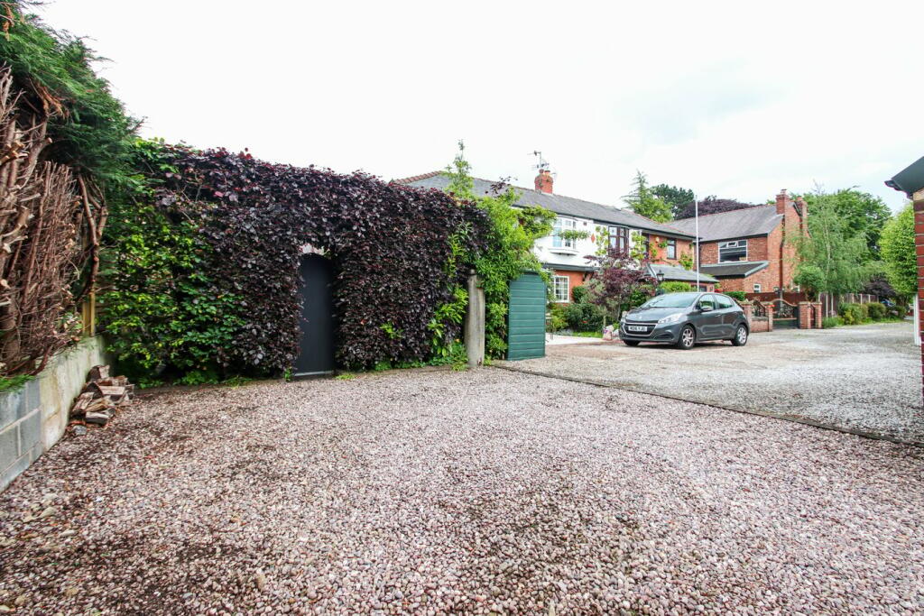 373 Moorside Road