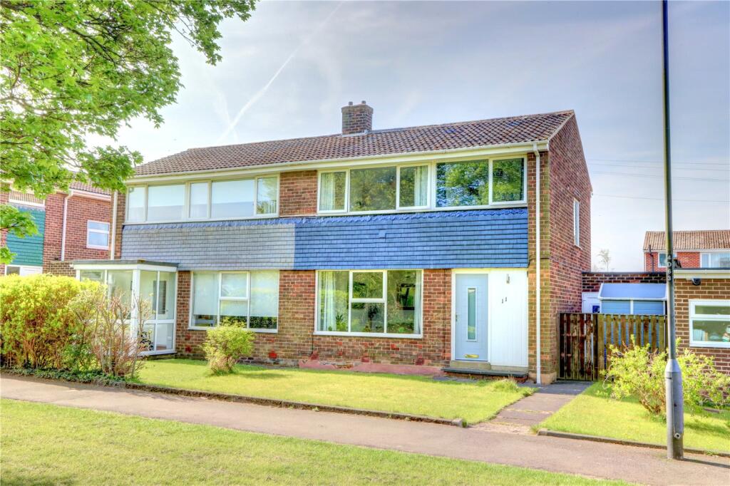 11 Denham Walk