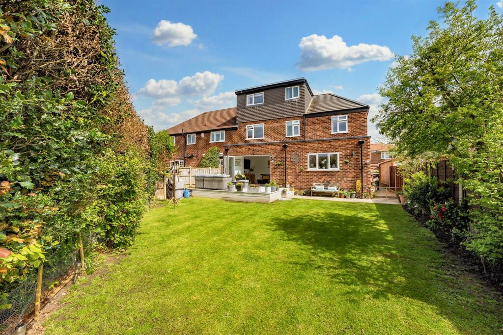 3 Cranmere Drive