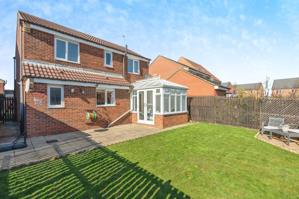 2 Faldo Drive