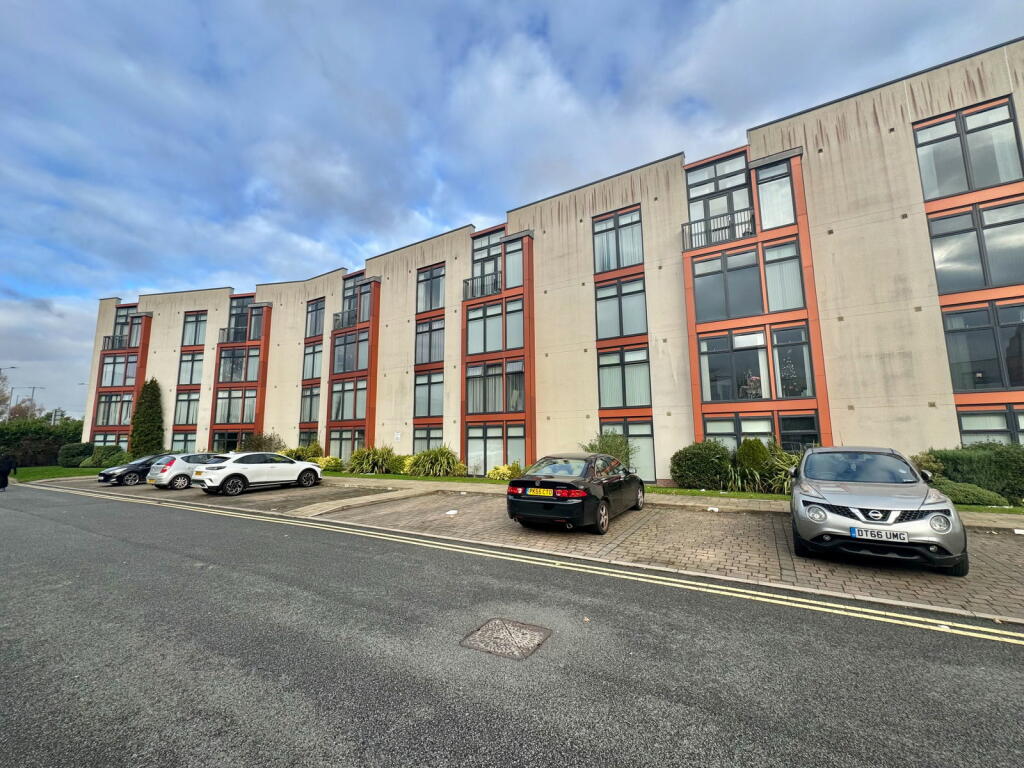 Crown House, 1 Lauriston Close