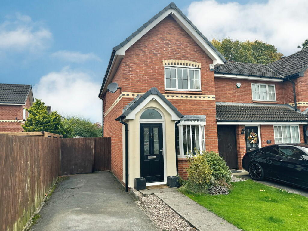 14 Hilton Road