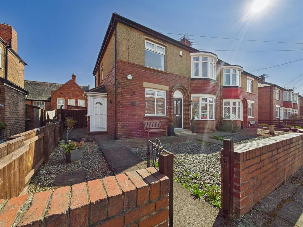74 Closefield Grove