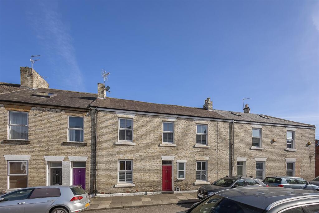 11 Bowsden Terrace