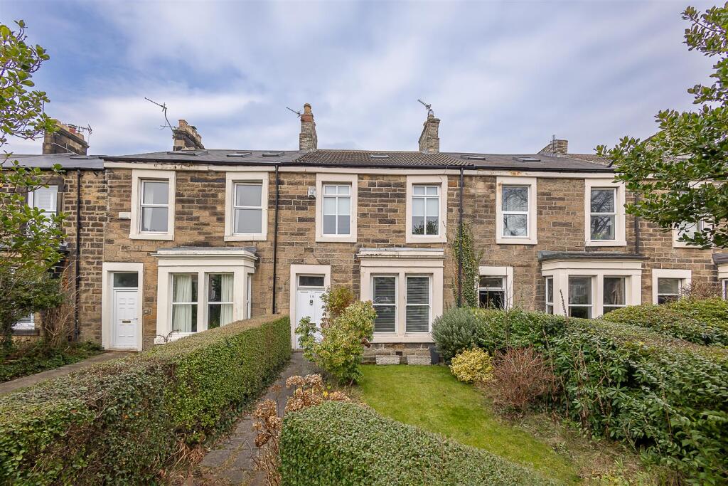 18 Salters Road