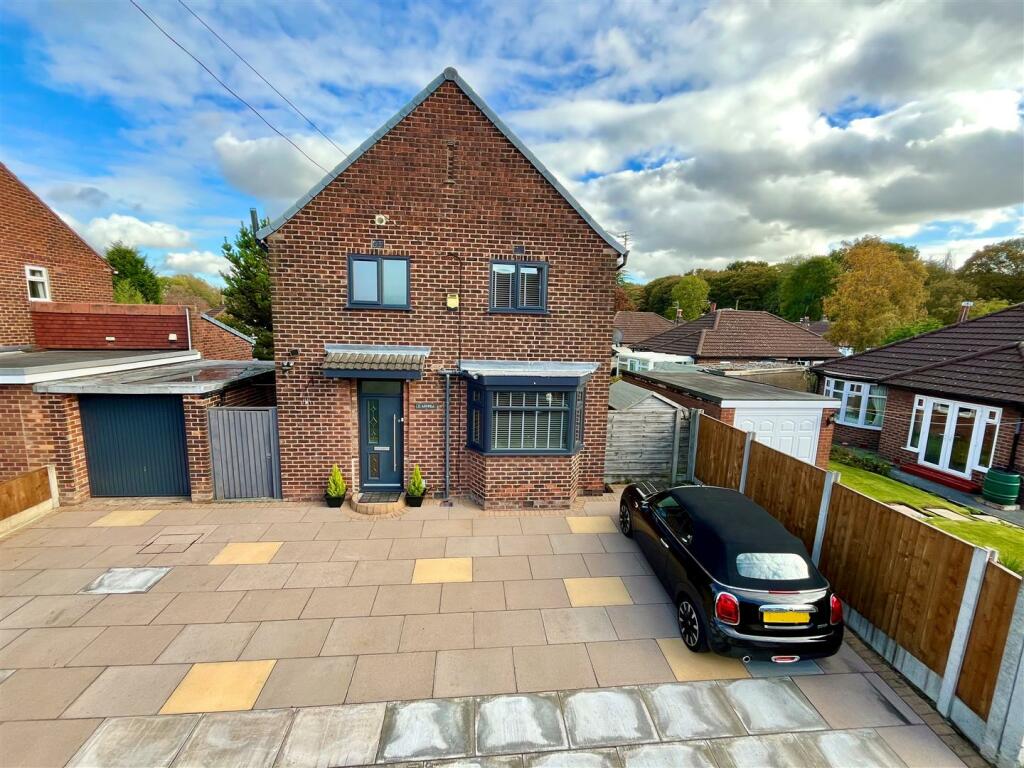 11 Ashwell Road