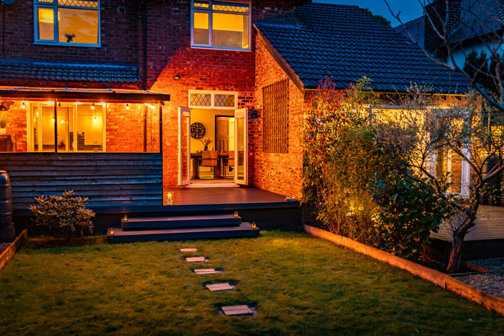 6 Cunningham Drive