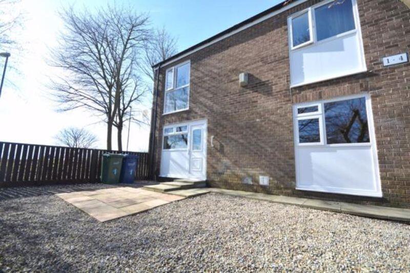 1 Bamburgh Close