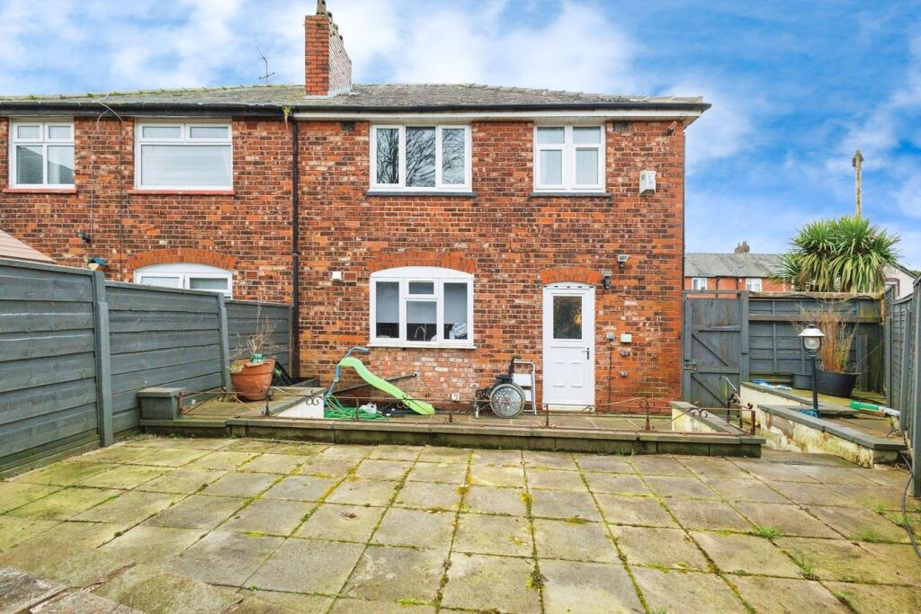 4 Branston Road