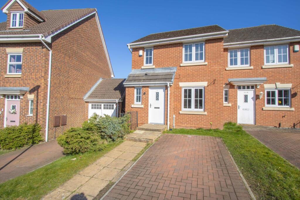 127 Holly Crescent