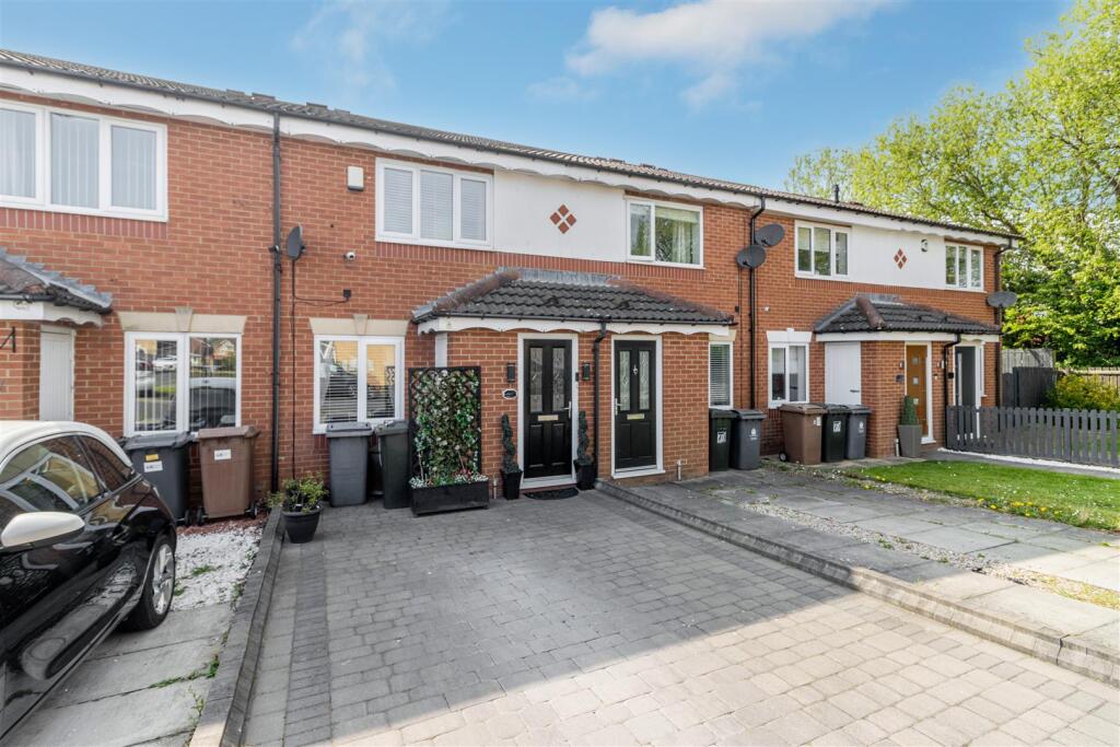 69 Bewick Park