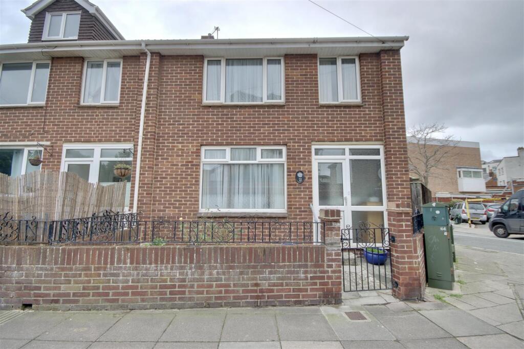 2 Burgoyne Road