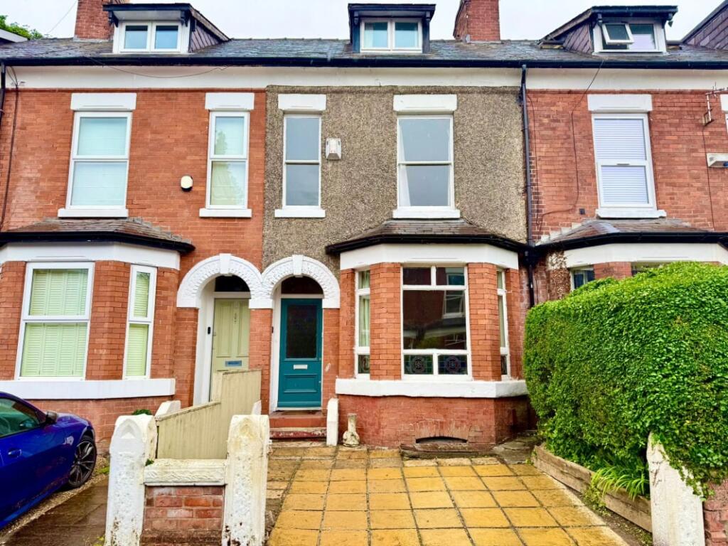 6 Warwick Avenue